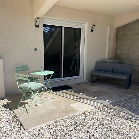 Cabannes Bel Appartement Avec Parking מראה חיצוני תמונה
